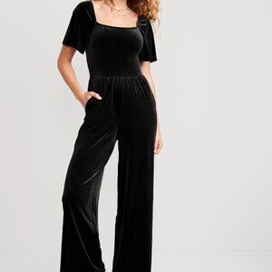 Old Navy Large Black Square Neck Flutter Sleeve Velvet Jumpsuit with Pockets